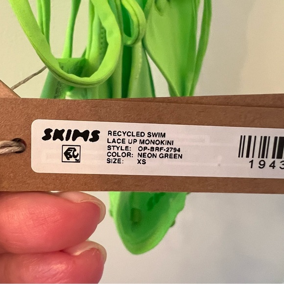 SKIMS SWIM LACE UP MONOKINI | NEON GREEN / XS NEVER WORN NWT - Picture 9 of 11